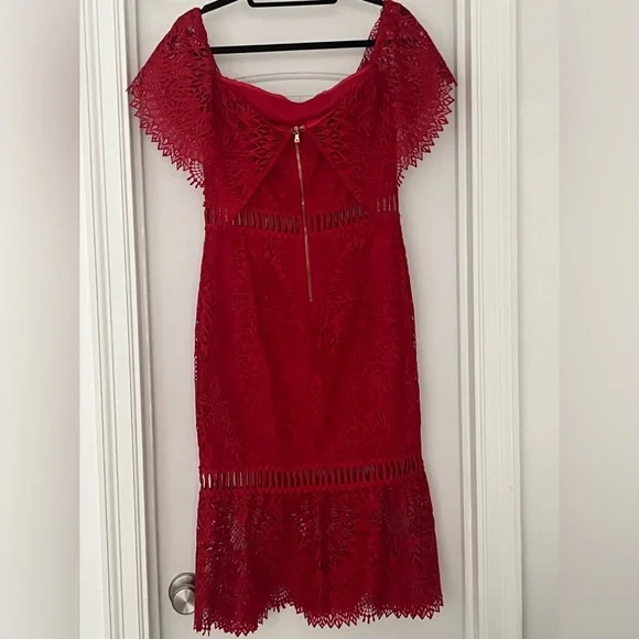SAYLOR red lace off the shoulder midi dress, size M - Picture 5 of 9